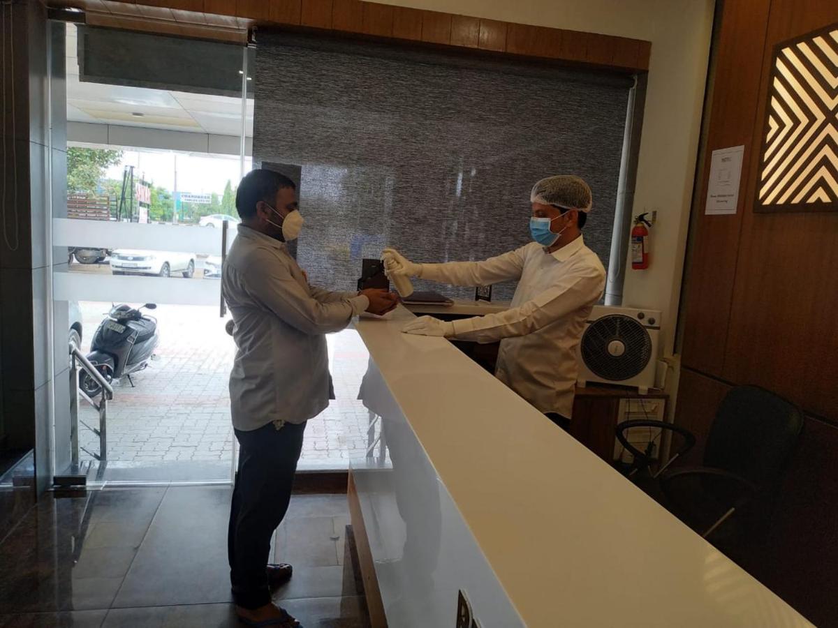 Hotel Satkar Chhatral Exterior photo